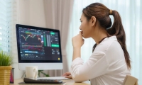 两会今日看点：王毅将回答中外记者提问